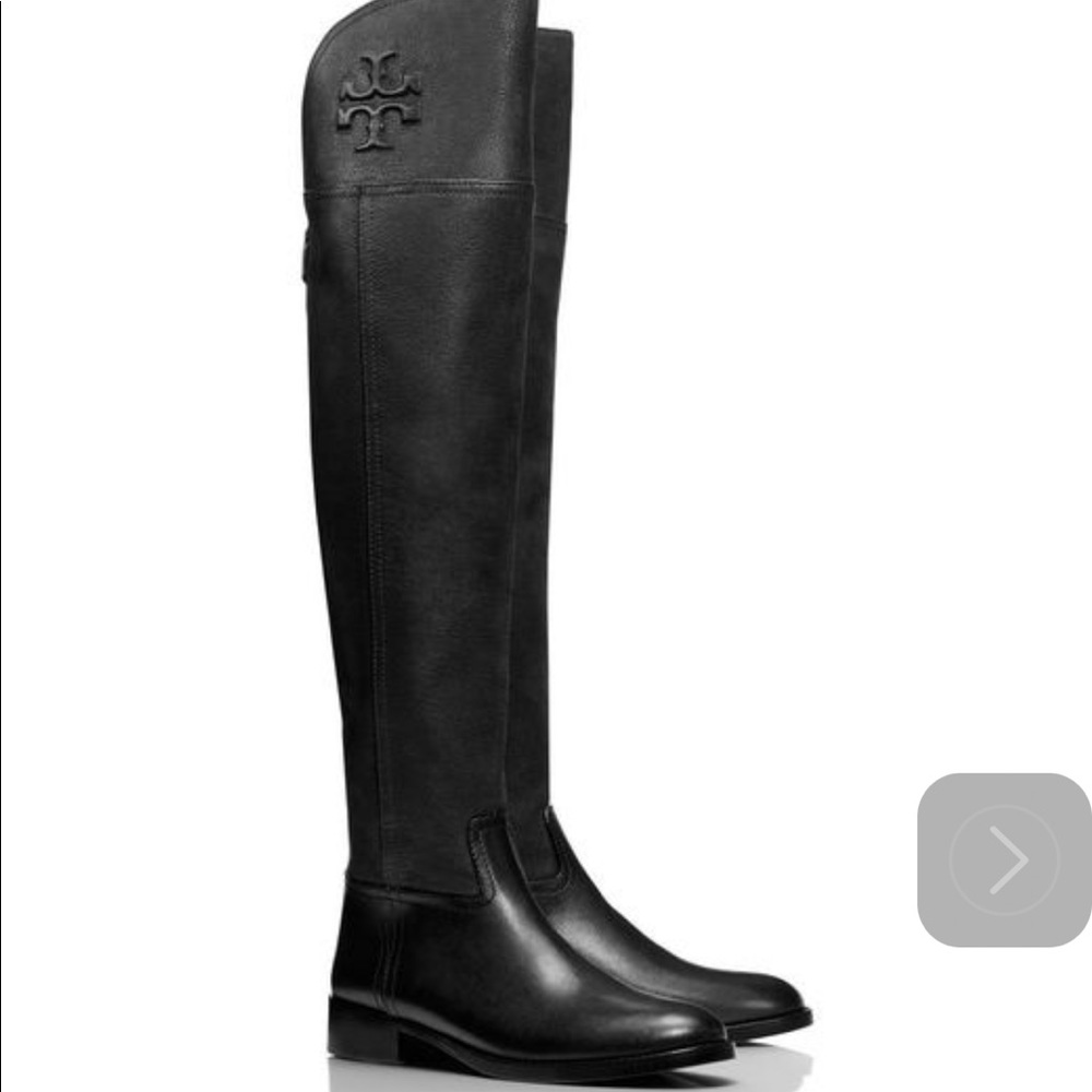 TORY BURCH
Leather Boots
Size: 6.5